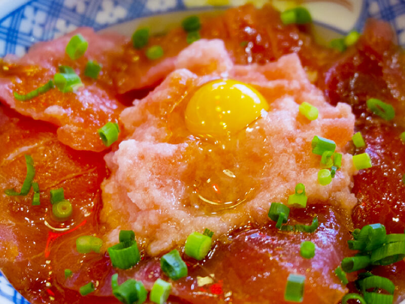 マグロ丼